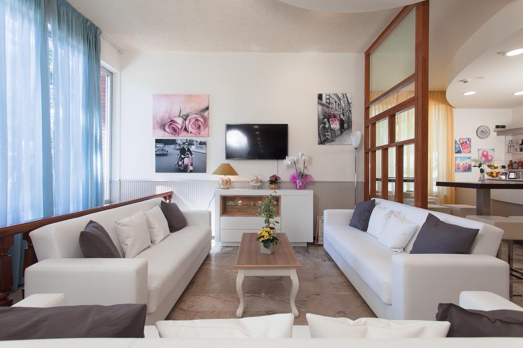 Hotel Olympic Milano Marittima Eksteriør billede